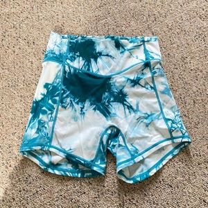 Balance athletica oasis shorts